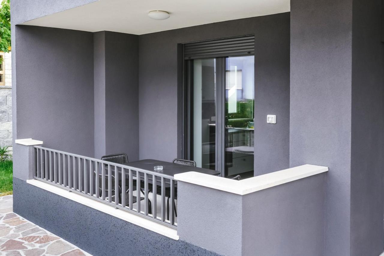 Sunsea Apartments Копер Экстерьер фото