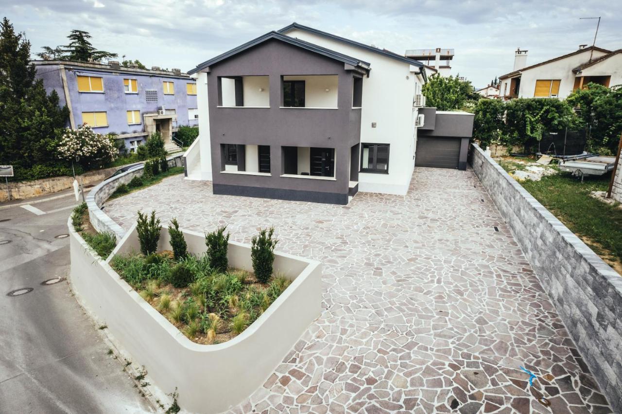 Sunsea Apartments Копер Экстерьер фото