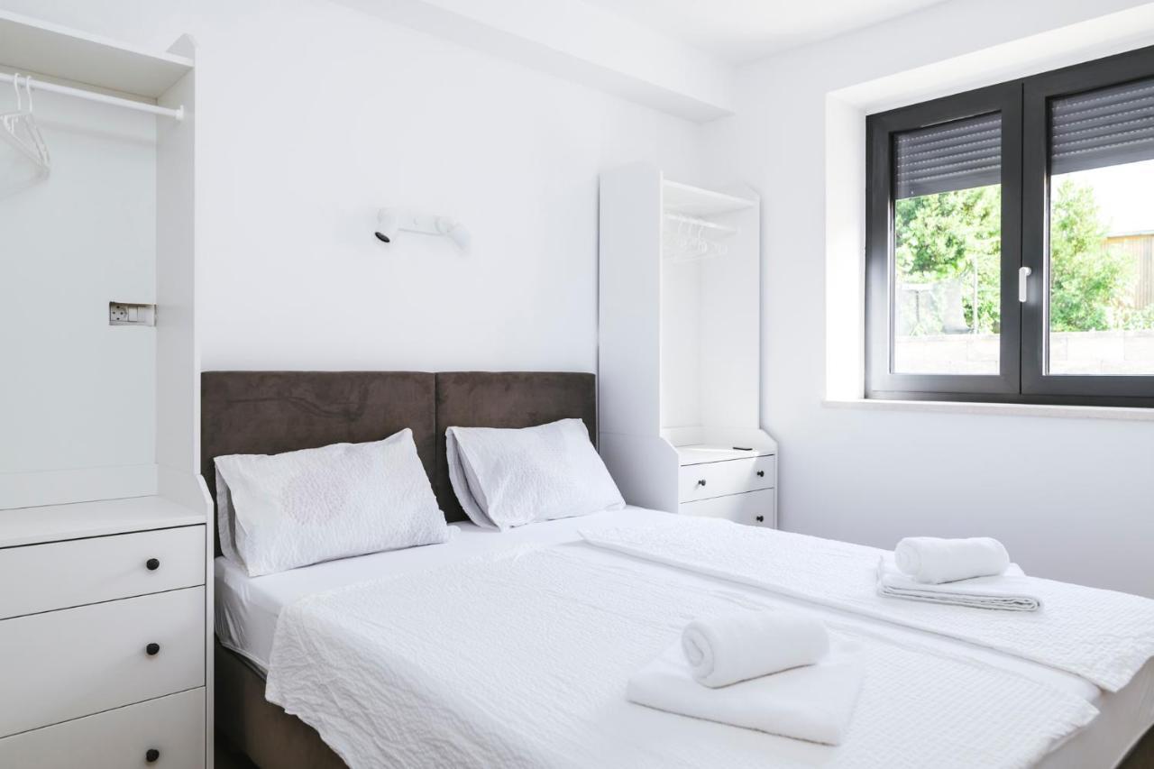 Sunsea Apartments Копер Экстерьер фото