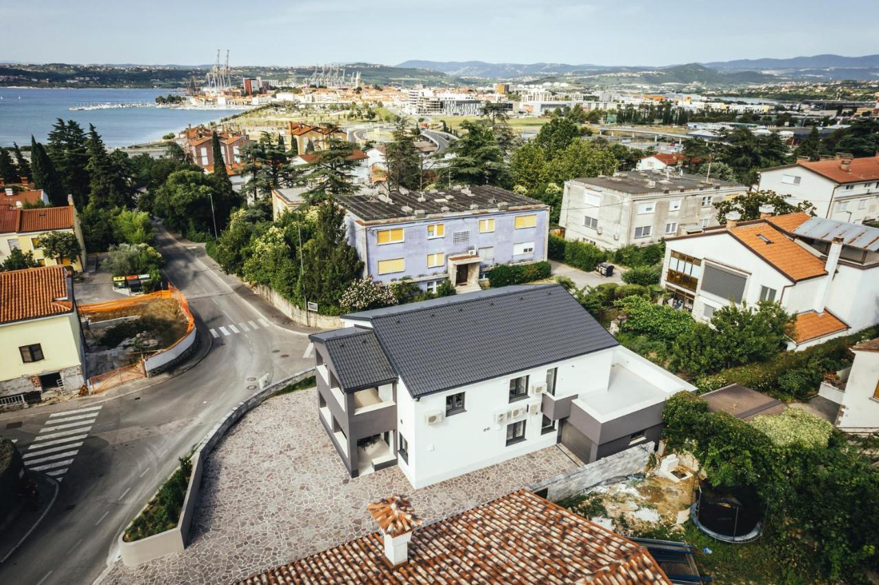 Sunsea Apartments Копер Экстерьер фото