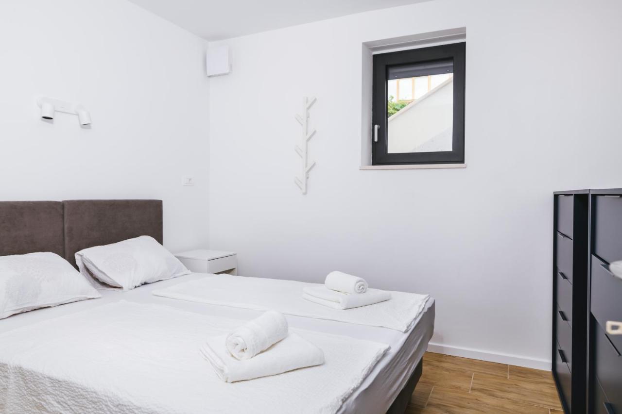 Sunsea Apartments Копер Экстерьер фото