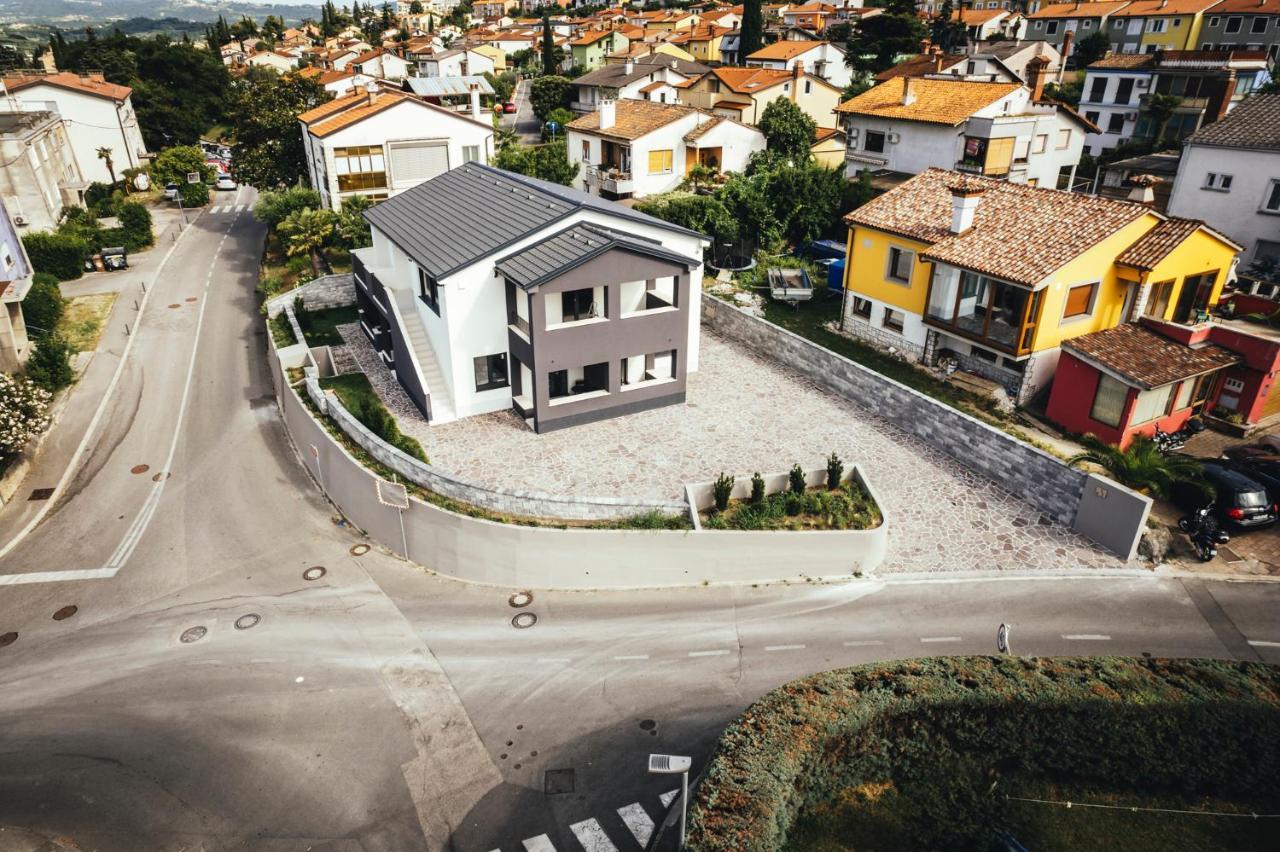 Sunsea Apartments Копер Экстерьер фото