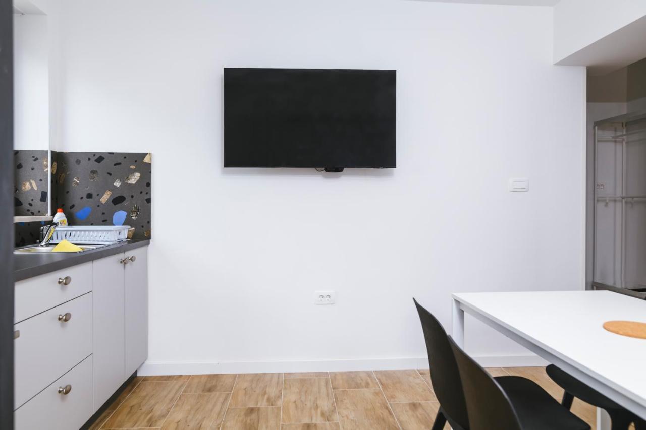 Sunsea Apartments Копер Экстерьер фото